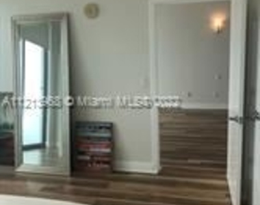 888 Biscayne Blvd Apt 4505 - Photo Thumbnail 20