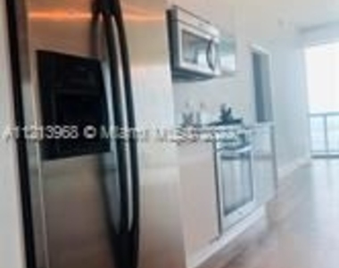 888 Biscayne Blvd Apt 4505 - Photo Thumbnail 2