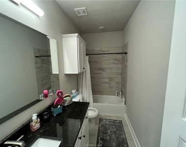 3920 Yukon Lane - Photo Thumbnail 17