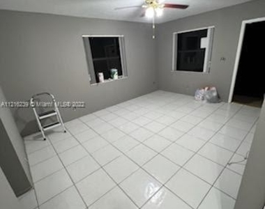 2501 Taylor St - Photo Thumbnail 1