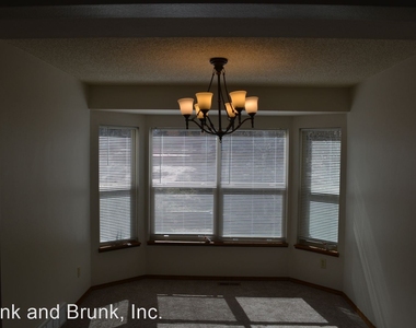 7815 Conifer Drive - Photo Thumbnail 3