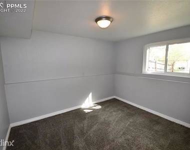 2506 Ember Drive - Photo Thumbnail 20