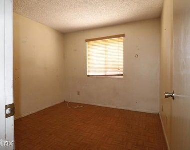 4126 W Desert Cove Avenue - Photo Thumbnail 10