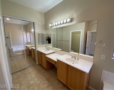 10685 Refectory Avenue - Photo Thumbnail 16