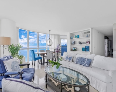 6301 Collins Ave - Photo Thumbnail 5