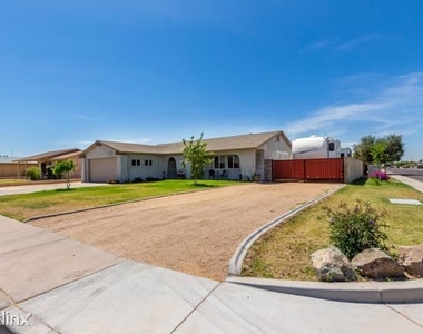 7245 W Palo Verde Avenue - Photo Thumbnail 3