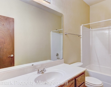 1726 West Palm Place - Photo Thumbnail 32