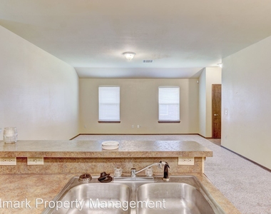 1726 West Palm Place - Photo Thumbnail 14