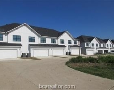 2116 Crescent Pointe Parkway - Photo Thumbnail 0