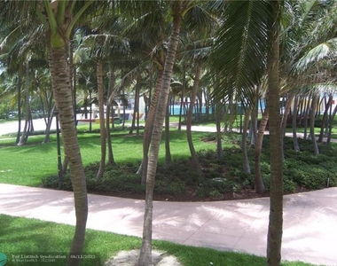 7135 Collins Ave - Photo Thumbnail 12