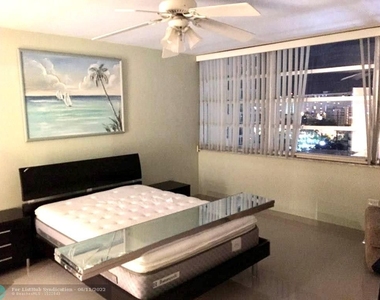 7135 Collins Ave - Photo Thumbnail 6