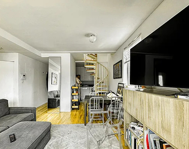 259 Elizabeth Street - Photo Thumbnail 4