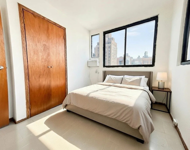 259 Elizabeth Street - Photo Thumbnail 14