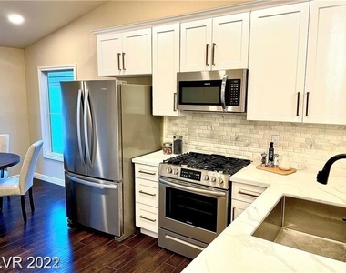 2099 Joy View Lane - Photo Thumbnail 7