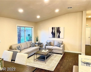 2099 Joy View Lane - Photo Thumbnail 3