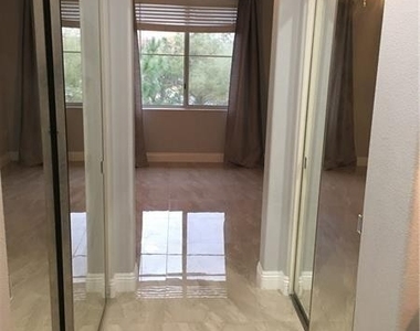 812 Peachy Canyon Circle - Photo Thumbnail 11