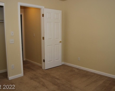 5950 Tinazzi Way - Photo Thumbnail 20