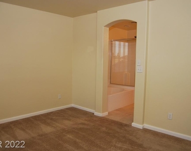 5950 Tinazzi Way - Photo Thumbnail 14