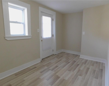 1256 Elizabeth Avenue Sw - Photo Thumbnail 6