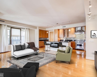 7710 Woodmont Ave #513 - Photo Thumbnail 8