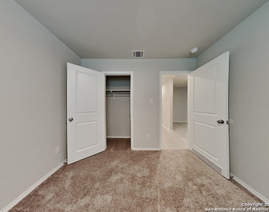 5503 Elm Valley Dr - Photo Thumbnail 6