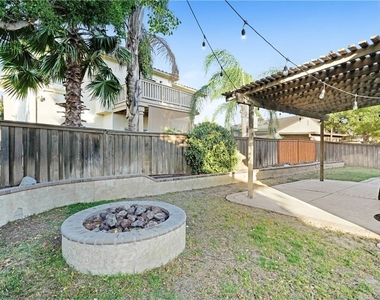 43140 Barsanti Drive - Photo Thumbnail 12