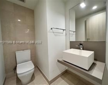 1000 Brickell Plz Unit 1904 - Photo Thumbnail 0