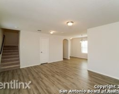 10354 Clearwater Way - Photo Thumbnail 10