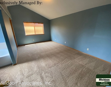 8085 Parsonage Lane - Photo Thumbnail 5