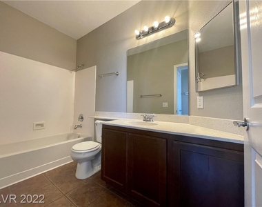 8777 West Maule Avenue - Photo Thumbnail 12