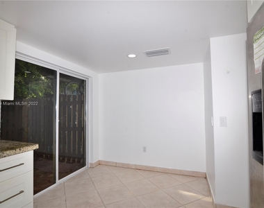 13224 Sw 111th Ter - Photo Thumbnail 4