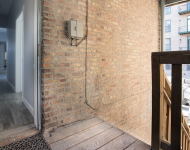 1312 S Wabash Avenue - Photo Thumbnail 9