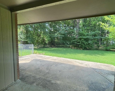 3265 Hillcrest Lane - Photo Thumbnail 13