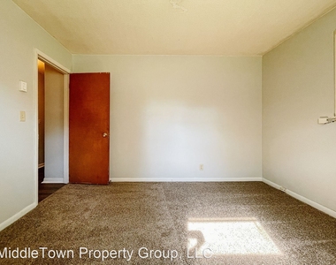 4701 W Garver Drive - Photo Thumbnail 20