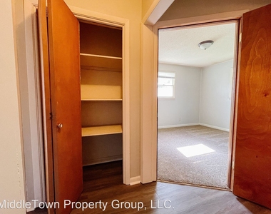 4701 W Garver Drive - Photo Thumbnail 16