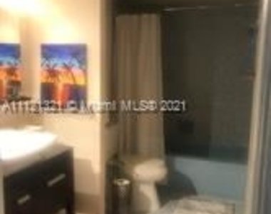 1301 Ne Miami Gardens Dr - Photo Thumbnail 22