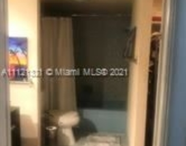 1301 Ne Miami Gardens Dr - Photo Thumbnail 25