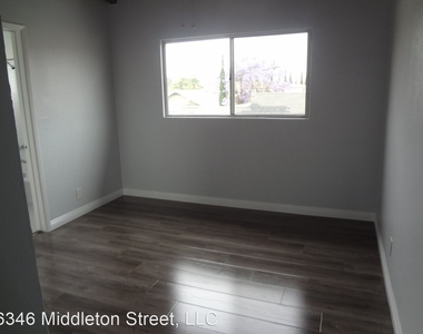 6346 Middleton Ave - Photo Thumbnail 11