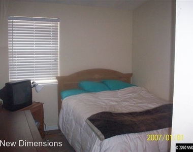 1183 Blue Lakes Road - Photo Thumbnail 6