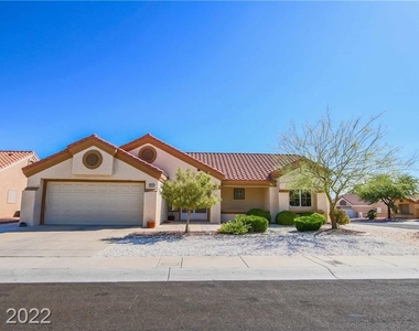 2400 Desert Glen Drive - Photo Thumbnail 1