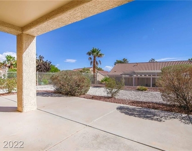 2400 Desert Glen Drive - Photo Thumbnail 35