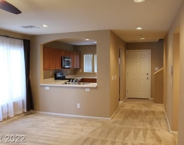 9140 Tailor Made Avenue - Photo Thumbnail 9