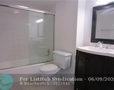 209 N Fort Lauderdale Beach Blvd - Photo Thumbnail 12