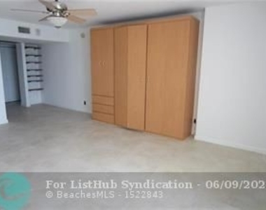 209 N Fort Lauderdale Beach Blvd - Photo Thumbnail 8