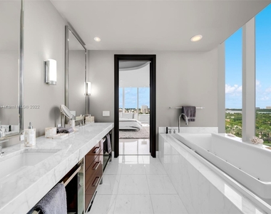 9701 Collins Ave - Photo Thumbnail 41