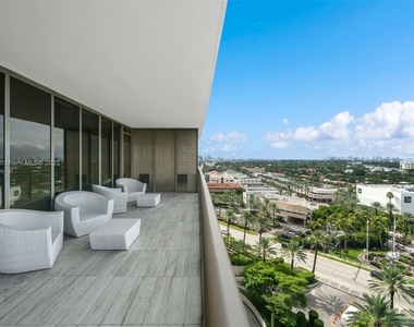 9701 Collins Ave - Photo Thumbnail 32