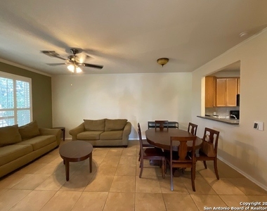 2503 Grayson Cir - Photo Thumbnail 6