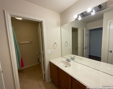 2503 Grayson Cir - Photo Thumbnail 12