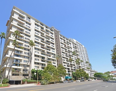 10535 Wilshire Blvd - Photo Thumbnail 18