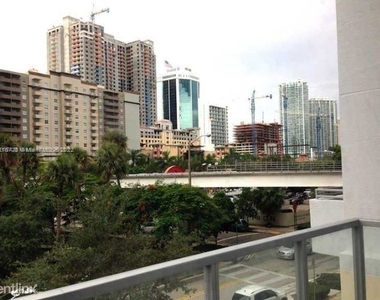 1050 Brickell Ave Apt 222 - Photo Thumbnail 2